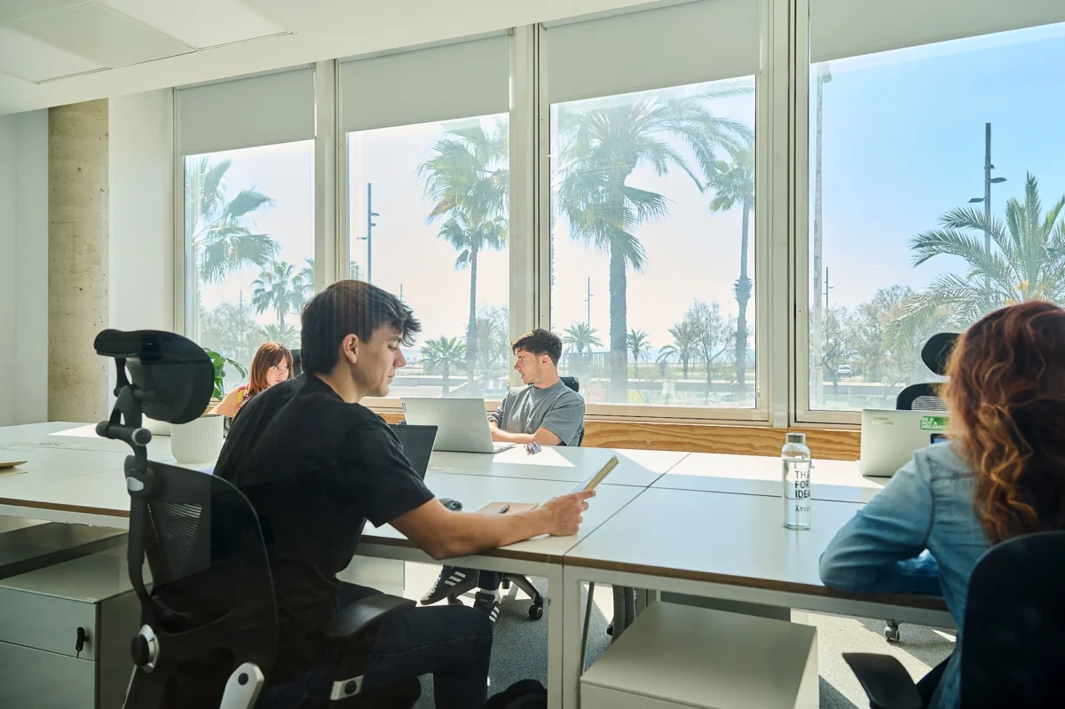 5 Reasons Your Small Business in Spain Is Losing Clients Without a Professional Website in 2026 | Elephyn Labs